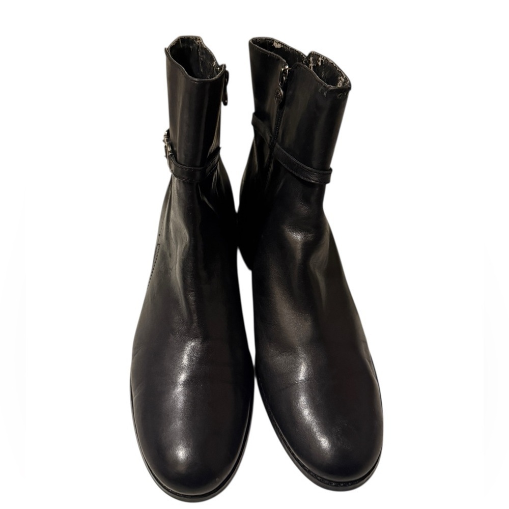 Etienne Aigner Carriage ankle boot in black leather Elegant Ankle Boots